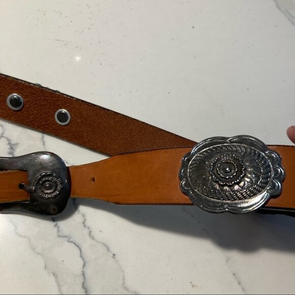 CHICO’S Sz M/L Leather With Metal Embellishments Belt - Picture 2 of 5
